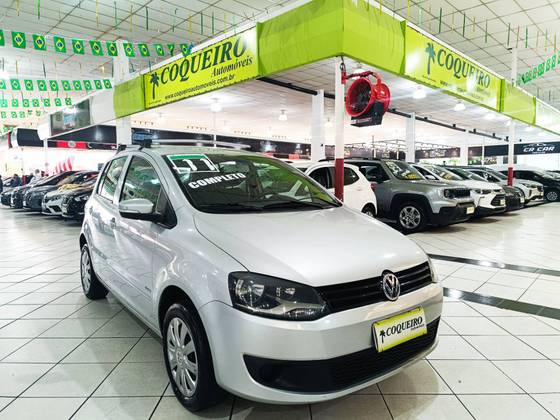 VOLKSWAGEN FOX 1.0 MI TREND 8V FLEX 4P MANUAL VOLKSWAGEN FOX 1.0 MI TREND 8V FLEX 4P MANUAL